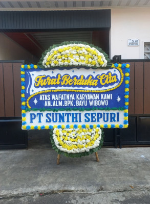 Papan Bunga Duka di Megambilis